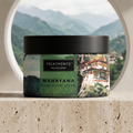 Crema Exfoliante Corporal Mahayana de TREATMENTS® – imagen de ambiente
