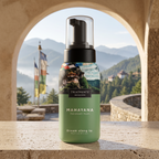 Jabón de Manos Espumoso Mahayana de TREATMENTS® – imagen de ambiente