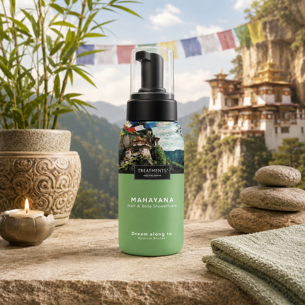 Espuma de Ducha Cabello y Cuerpo Mahayana de TREATMENTS® – imagen de ambiente