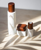 Sérum Hidratante Intensivo Go Beyond Hydroboost de TREATMENTS® – imagen de ambiente