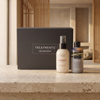 Caja de Regalo Cuerpo y Fragancia formato buzón Shinshiro de TREATMENTS® – imagen de ambiente en casa