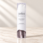 Treatments® - Now and Ever - Silky Touch - Bálsamo de Masaje - 200 ml sobre mármol claro